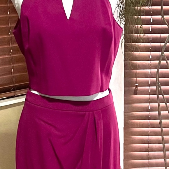 Two piece outfit Skirt and Top size 6 _ NEW ITEM - Picture 2 of 10